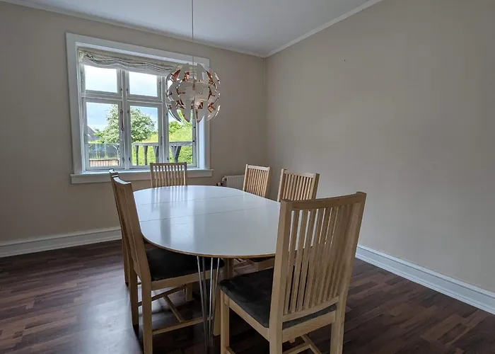 5 Person In * Tranekær